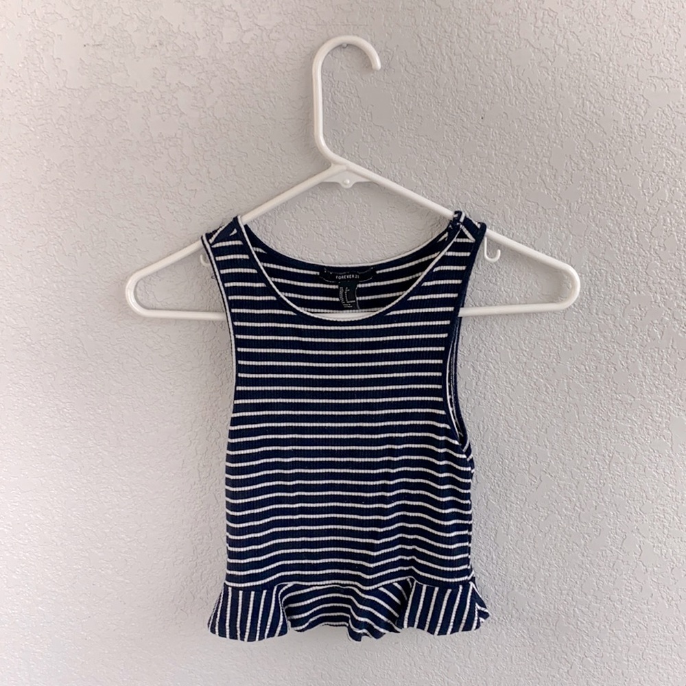 Forever 21 Crop Tank top